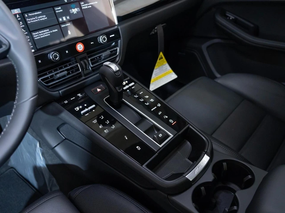2026 Porsche Macan S - Image 22 of 29