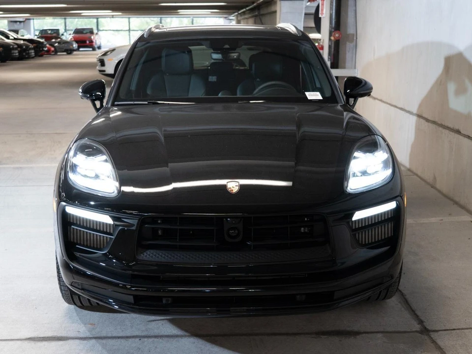 2026 Porsche Macan S - Image 6 of 29