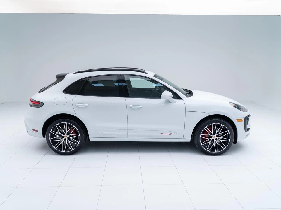 2026 Porsche Macan S - Image 8 of 31