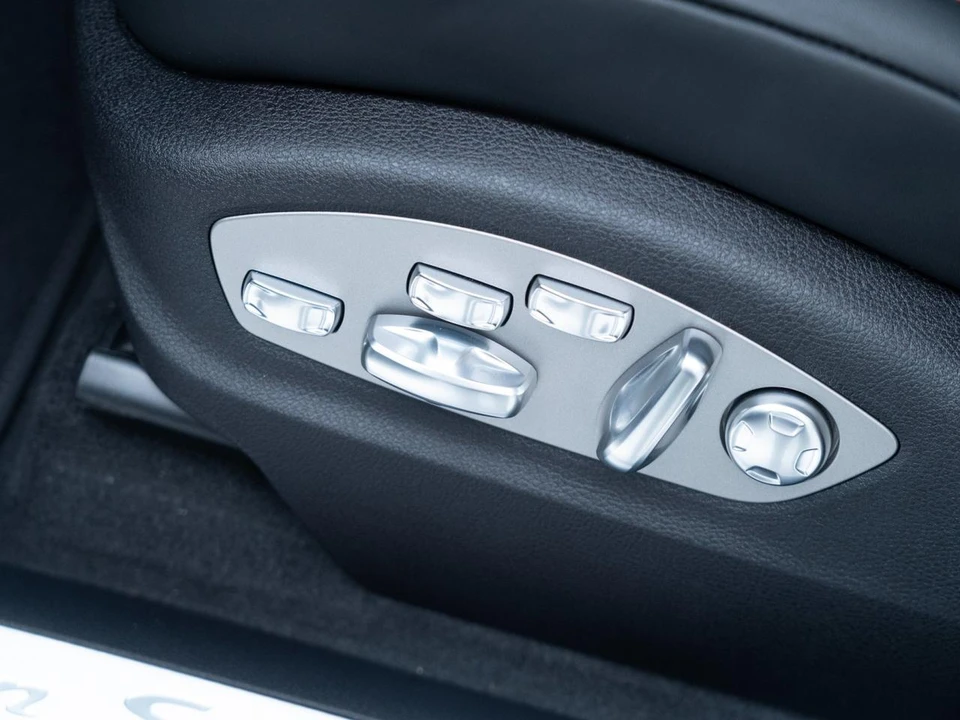 2026 Porsche Macan S - Image 16 of 31