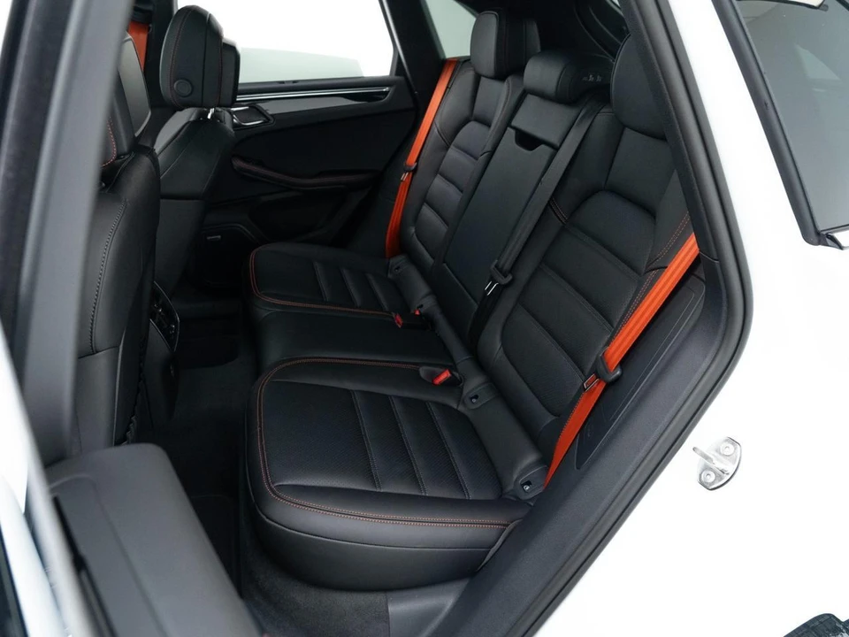 2026 Porsche Macan S - Image 30 of 31