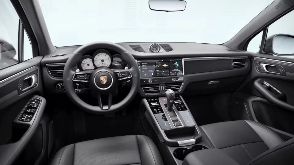 2026 Porsche Macan S - Image 27 of 31