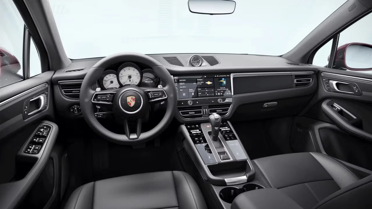 2026 Porsche Macan S - Image 28 of 31