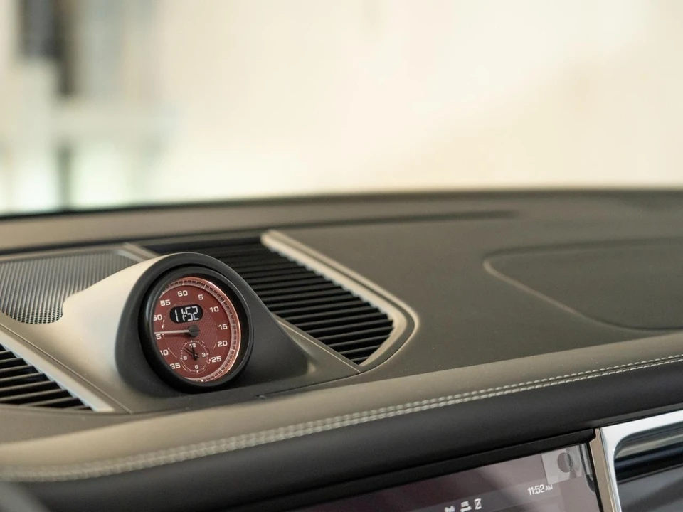 2026 Porsche Macan S - Image 20 of 27