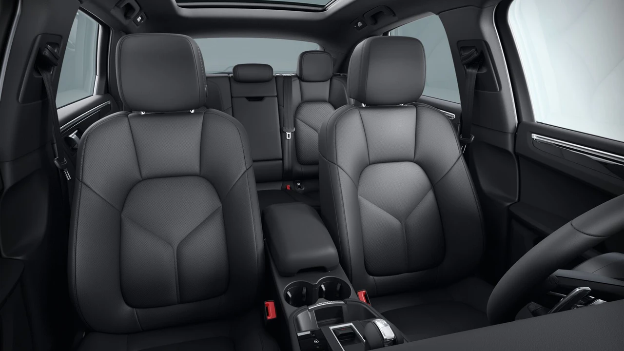 2026 Porsche Macan S - Image 11 of 12