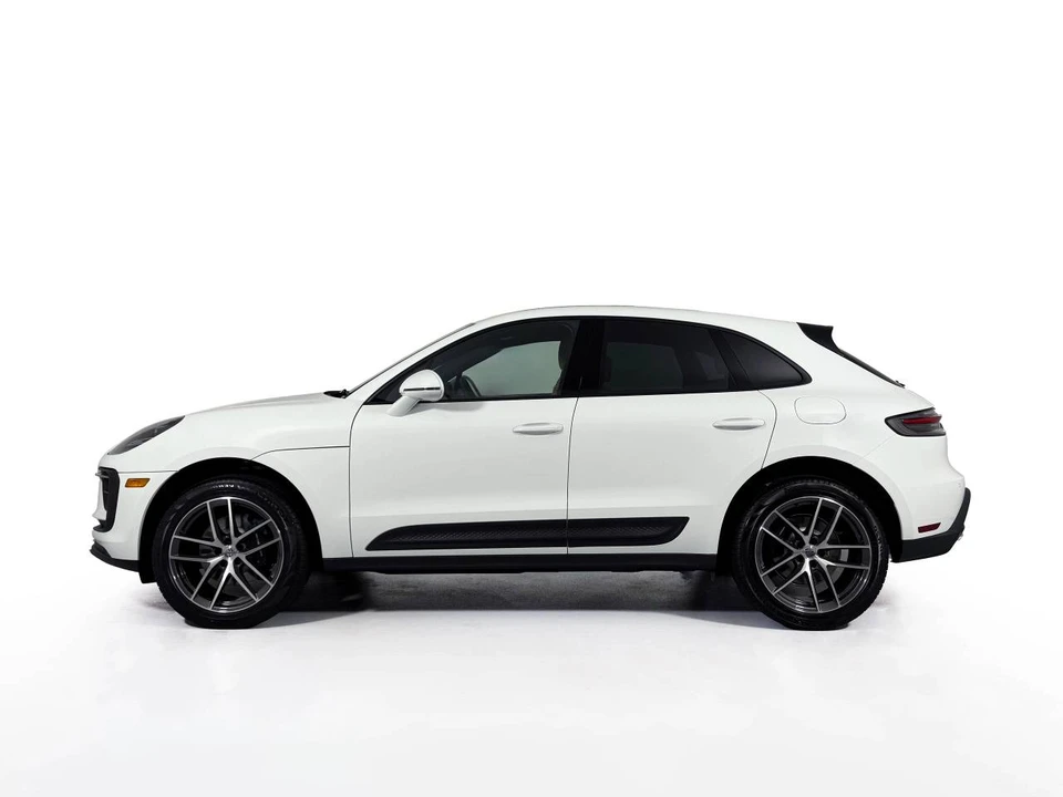 2026 Porsche Macan S - Image 2 of 5