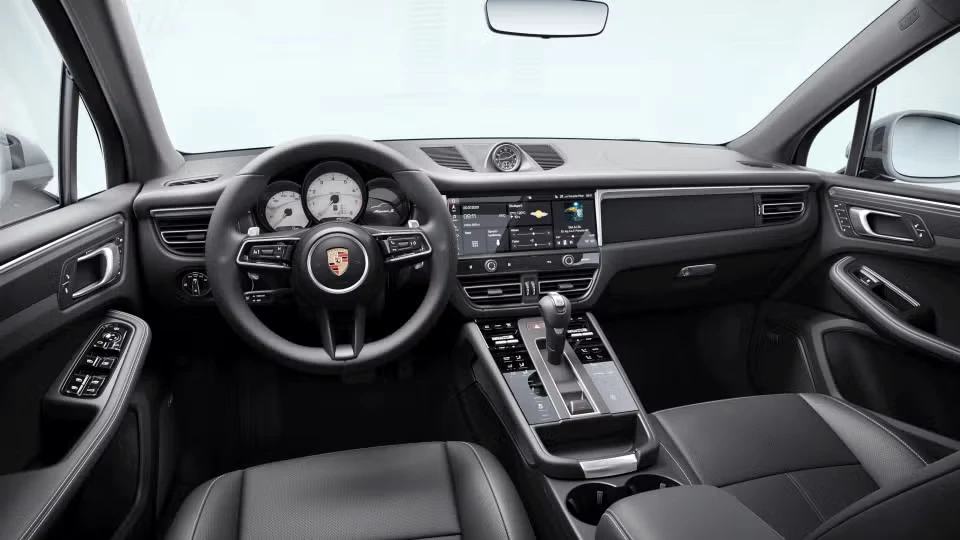 2026 Porsche Macan S - Image 27 of 31