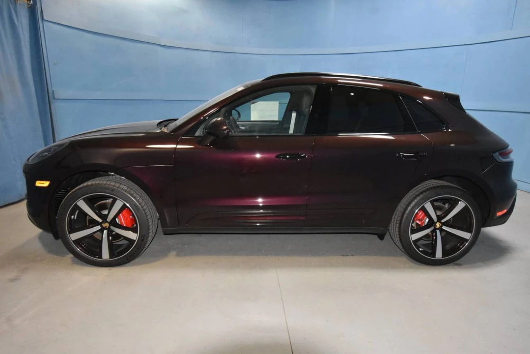 2026 Porsche Macan S - Image 2 of 4