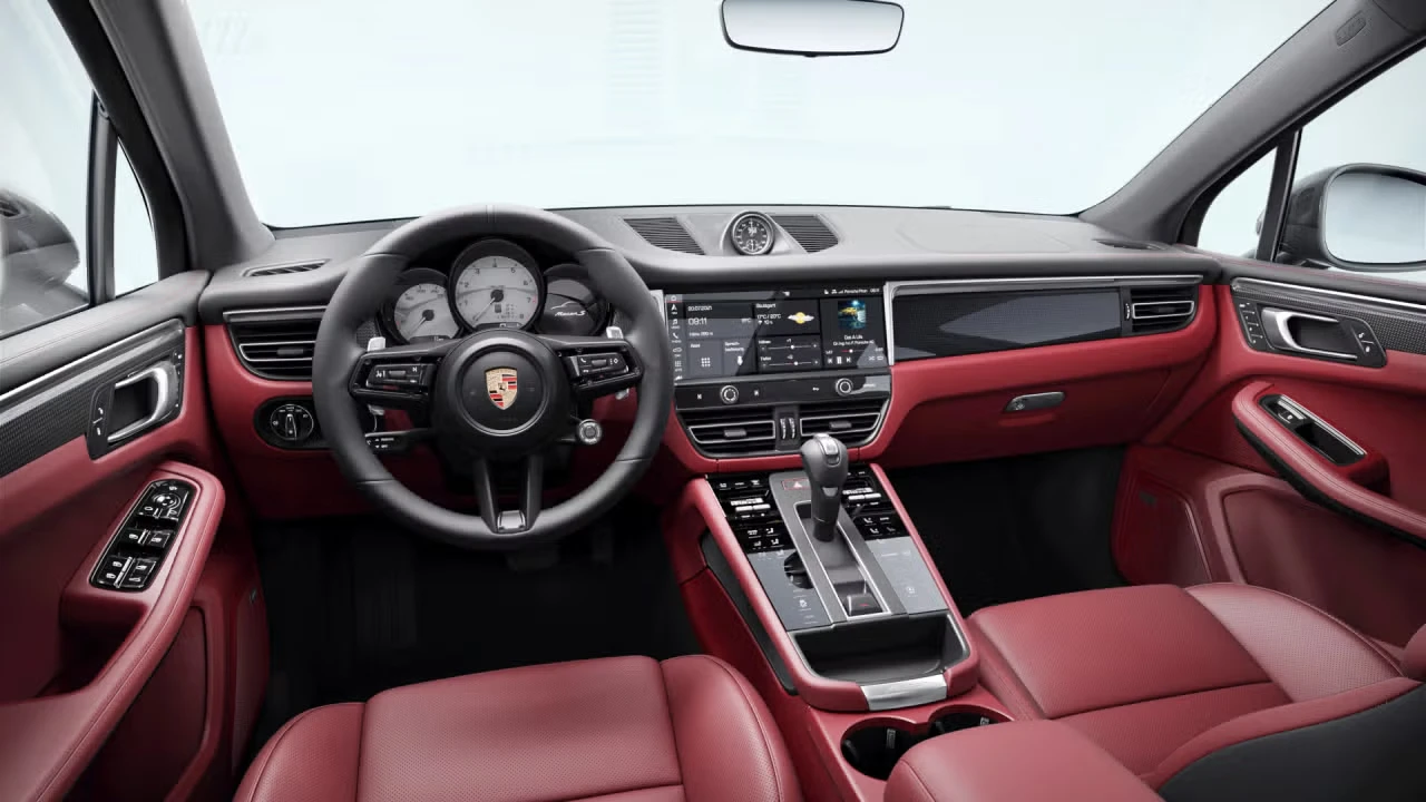 2026 Porsche Macan S - Image 28 of 31