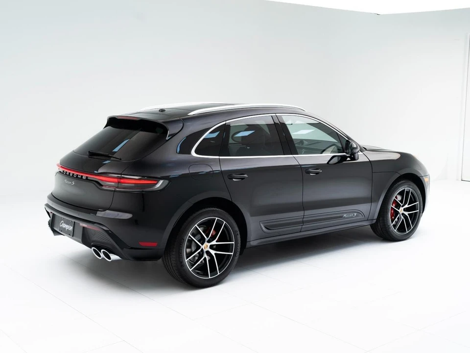 2026 Porsche Macan S - Image 9 of 31