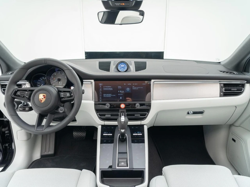 2026 Porsche Macan S - Image 31 of 31