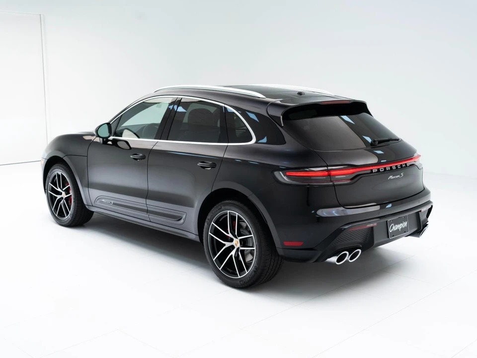 2026 Porsche Macan S - Image 3 of 31