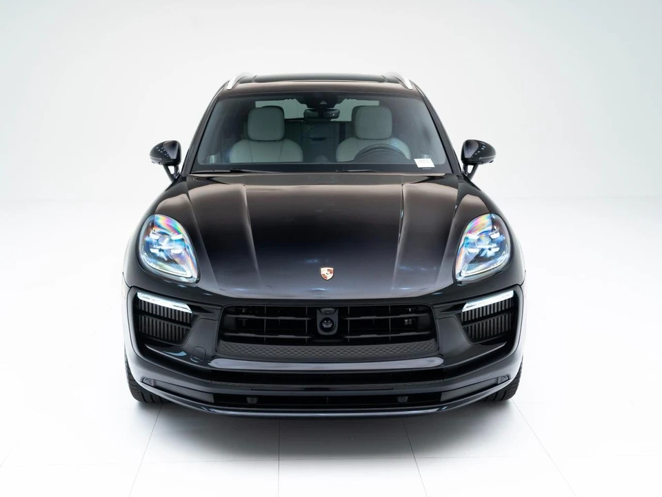 2026 Porsche Macan S - Image 6 of 31