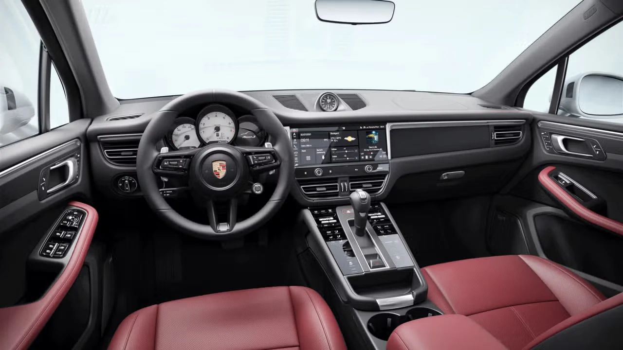 2026 Porsche Macan S - Image 28 of 30