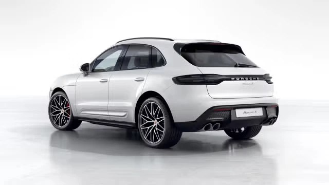 2026 Porsche Macan S - Image 18 of 30