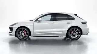 2026 Porsche Macan - Image 13 of 30