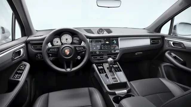 2026 Porsche Macan - Image 30 of 30
