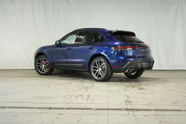 2026 Porsche Macan S - Image 18 of 31