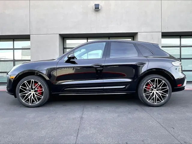 2026 Porsche Macan S - Image 14 of 31