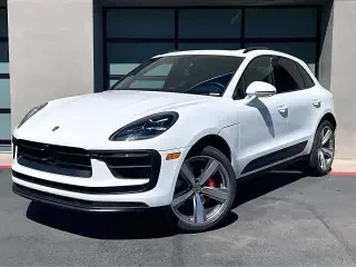 2026 Porsche Macan S - Image 5 of 31