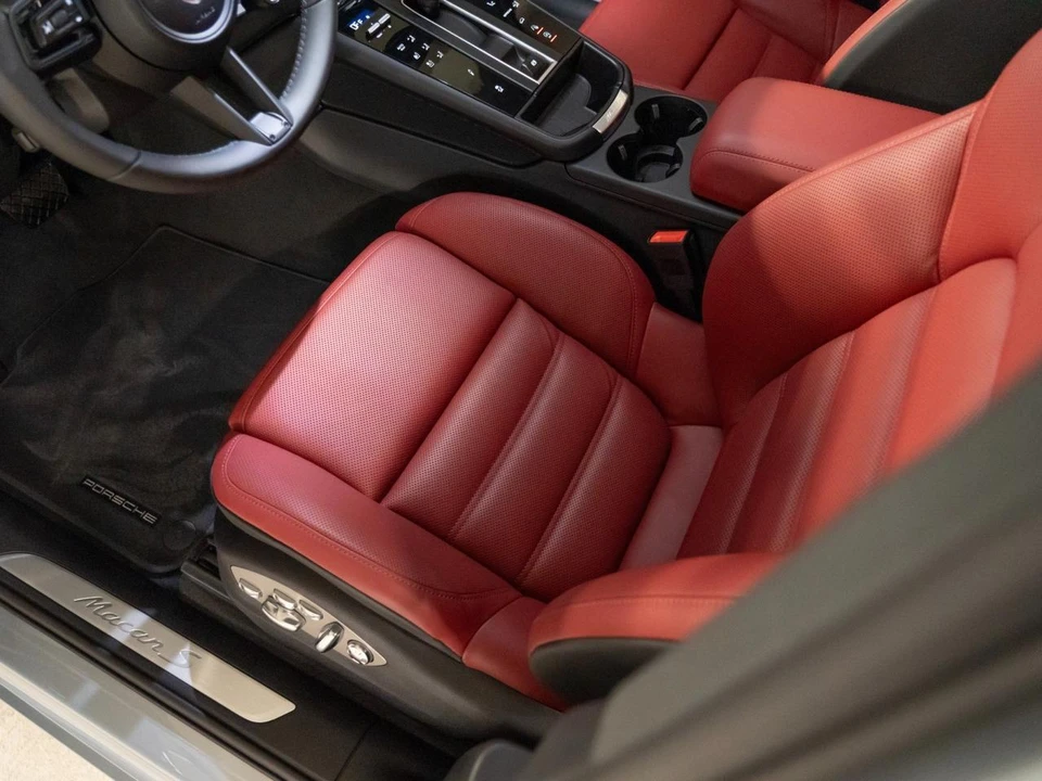 2026 Porsche Macan S - Image 14 of 29