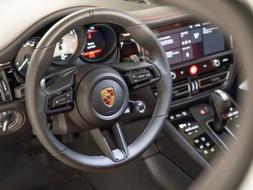2026 Porsche Macan S - Image 15 of 29