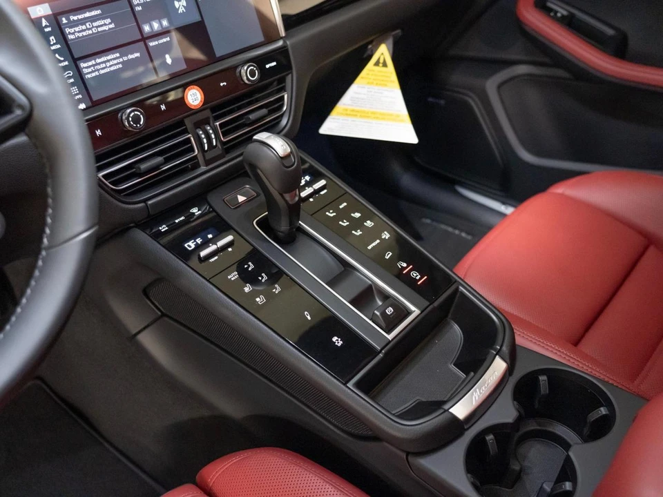 2026 Porsche Macan S - Image 22 of 29
