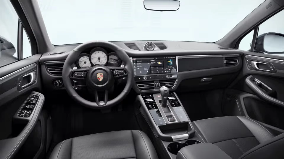 2026 Porsche Macan S - Image 27 of 30