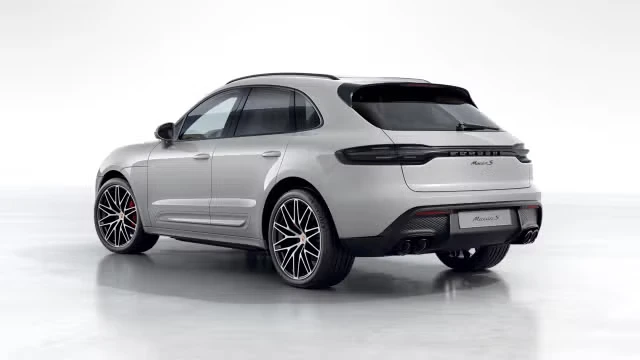 2026 Porsche Macan S - Image 18 of 31