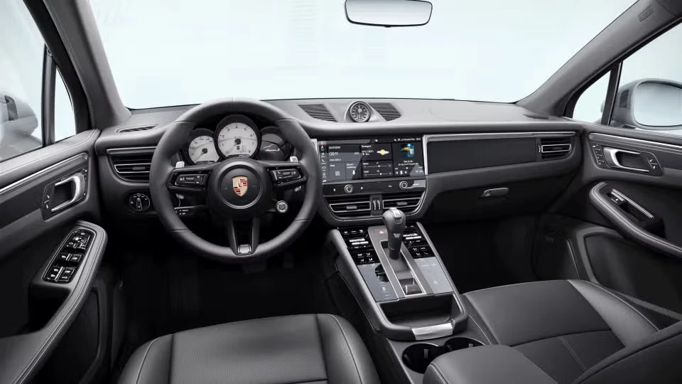 2026 Porsche Macan S - Image 27 of 31