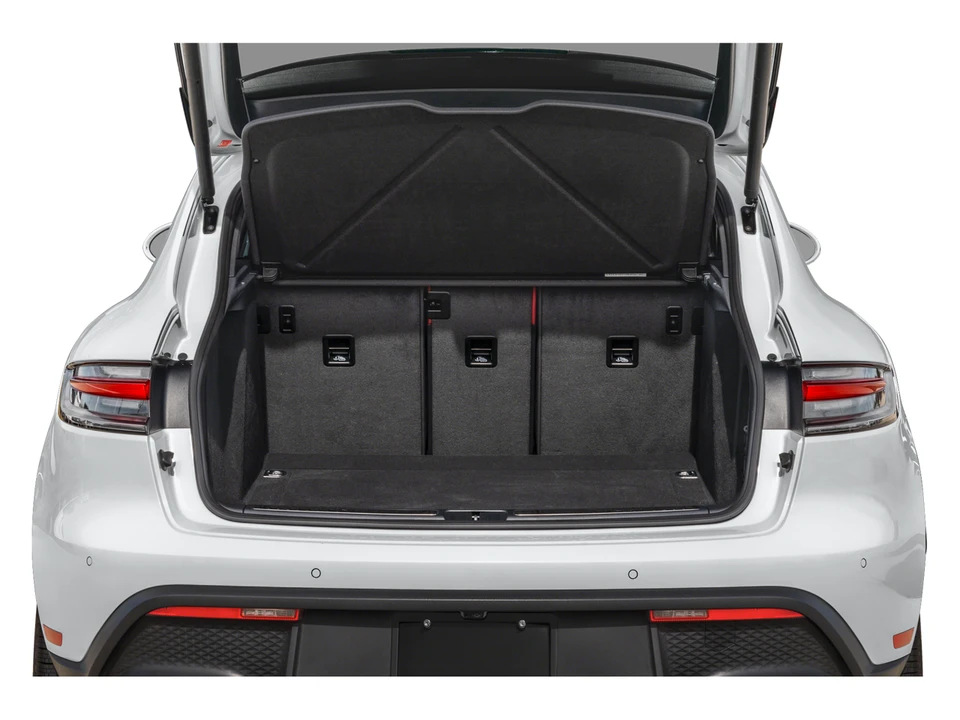 2026 Porsche Macan - Image 11 of 16