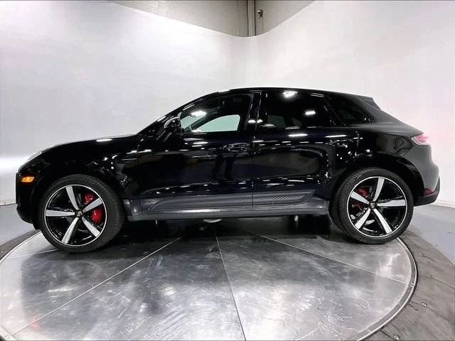 2026 Porsche Macan S - Image 2 of 5