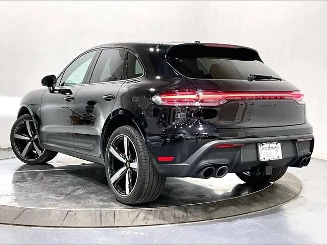 2026 Porsche Macan S - Image 3 of 5
