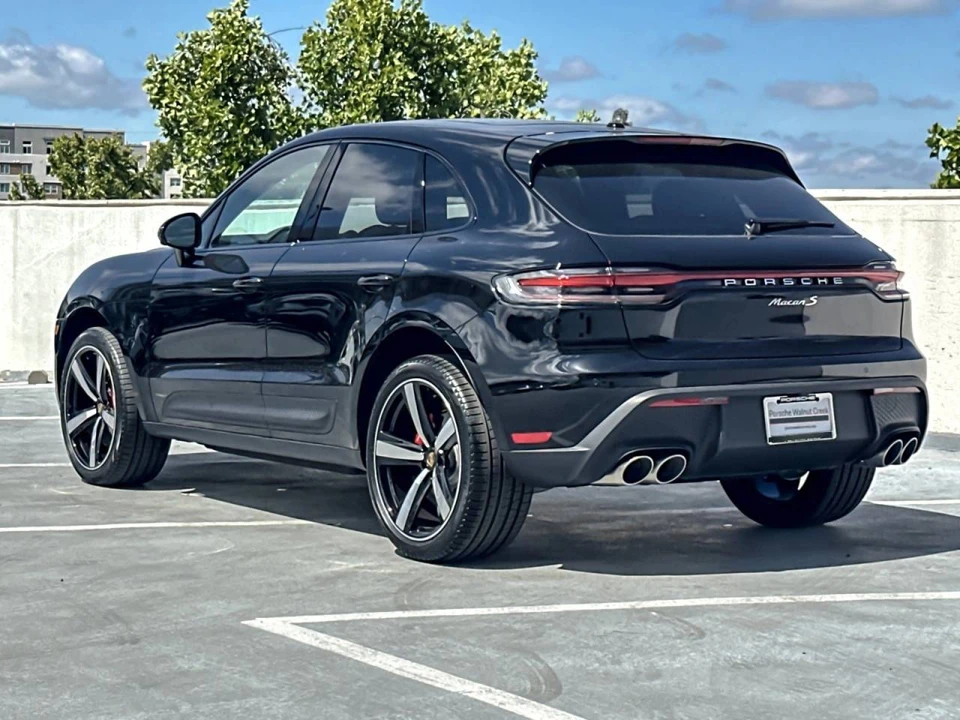 2026 Porsche Macan S - Image 3 of 4