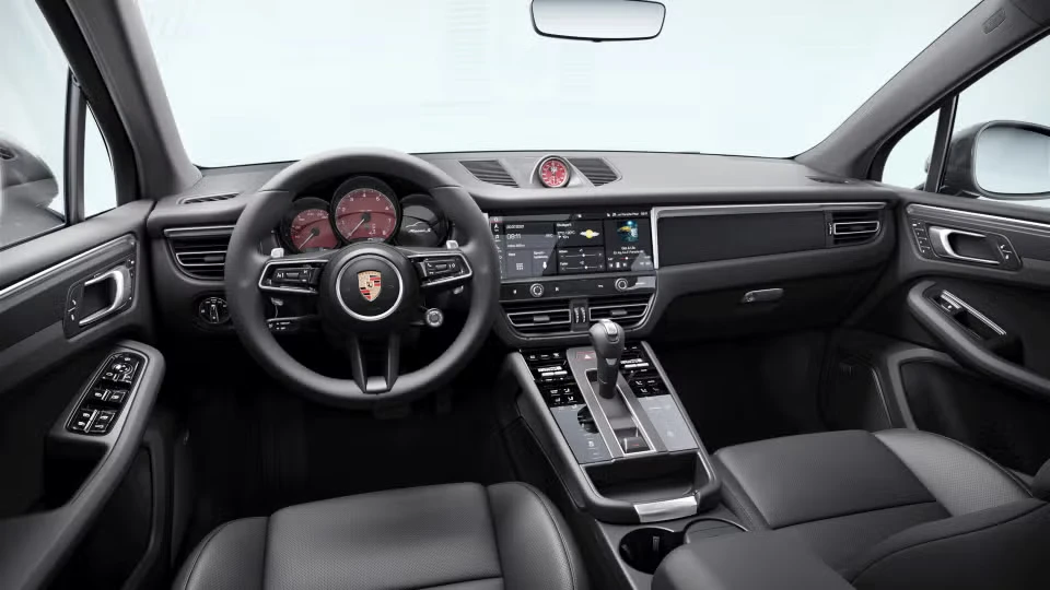 2026 Porsche Macan S - Image 27 of 31