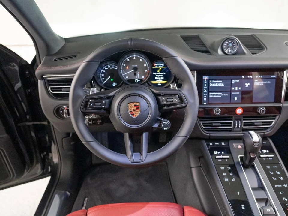 2026 Porsche Macan S - Image 28 of 29