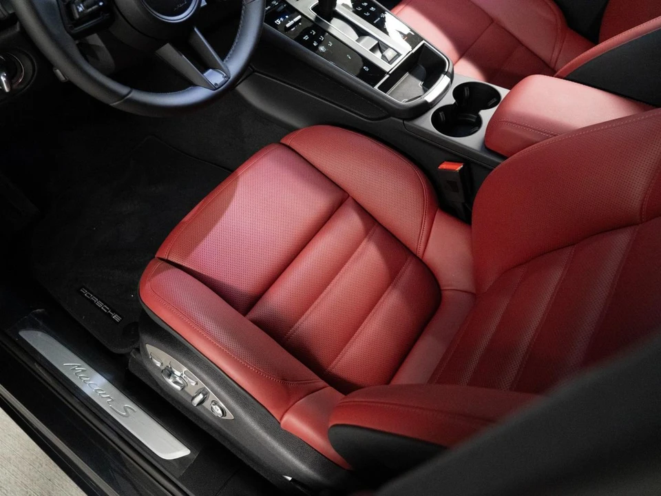 2026 Porsche Macan S - Image 14 of 29