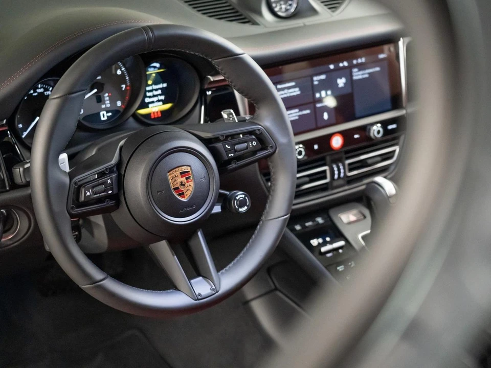 2026 Porsche Macan S - Image 15 of 29