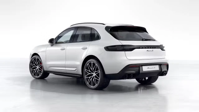 2026 Porsche Macan S - Image 18 of 31