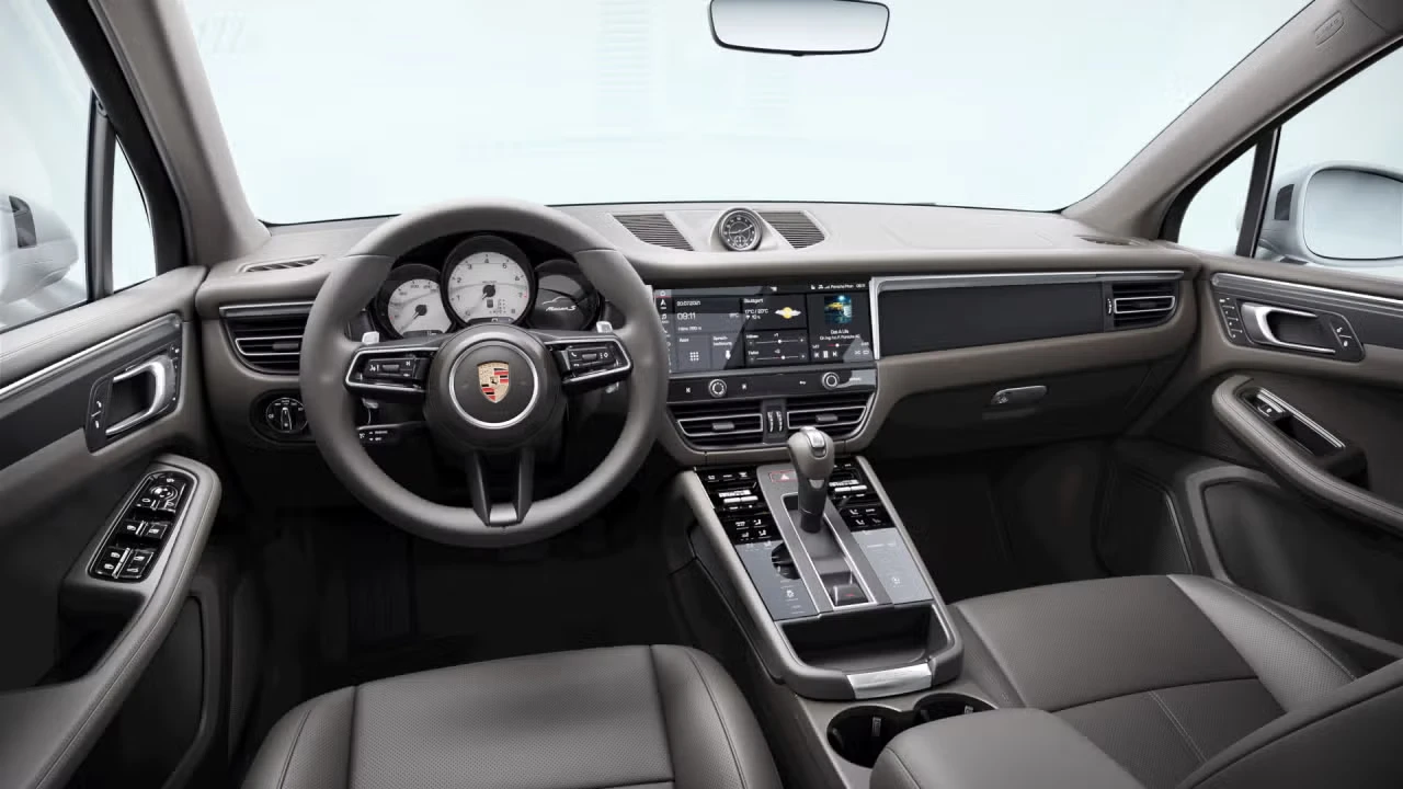 2026 Porsche Macan S - Image 28 of 30