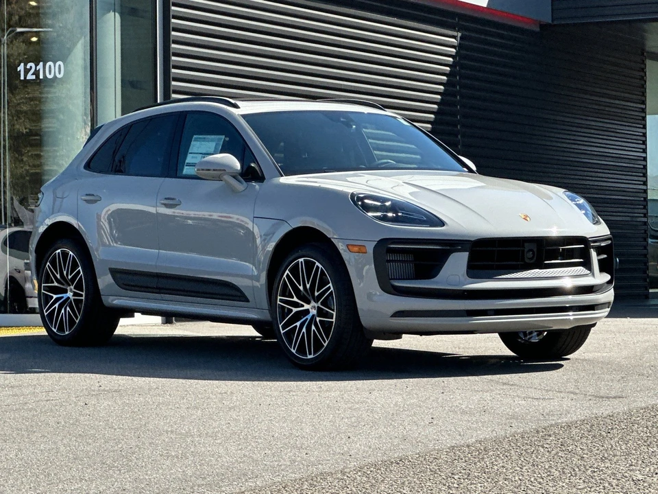 2026 Porsche Macan S - Image 10 of 31