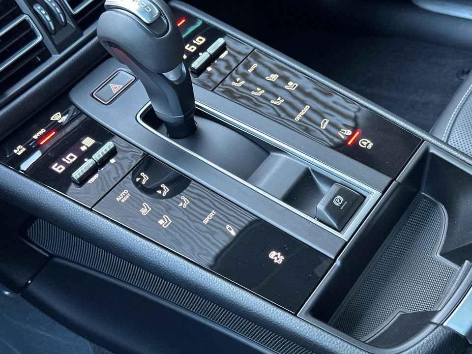 2026 Porsche Macan S - Image 26 of 31