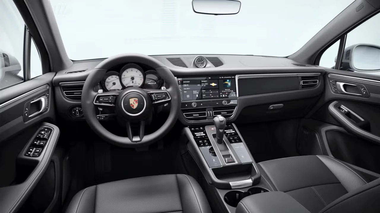2026 Porsche Macan S - Image 28 of 30
