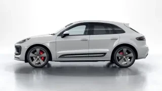 2026 Porsche Macan S - Image 13 of 30