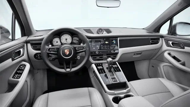 2026 Porsche Macan - Image 30 of 30