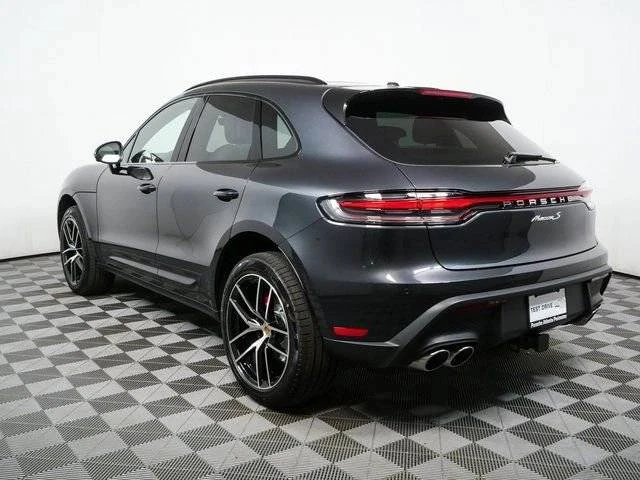 2026 Porsche Macan S - Image 3 of 5
