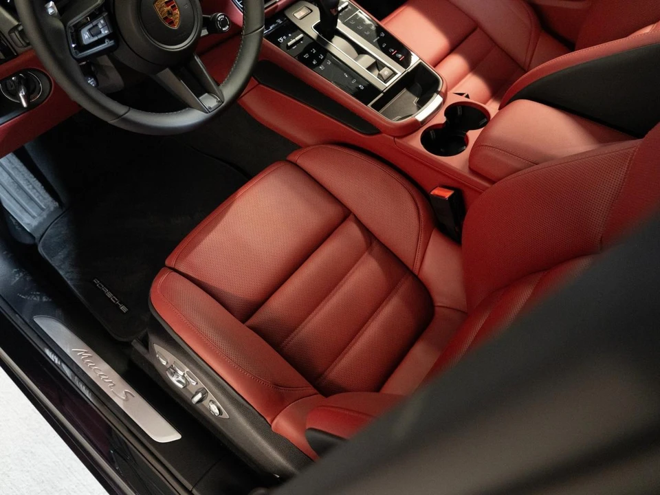 2026 Porsche Macan S - Image 14 of 27