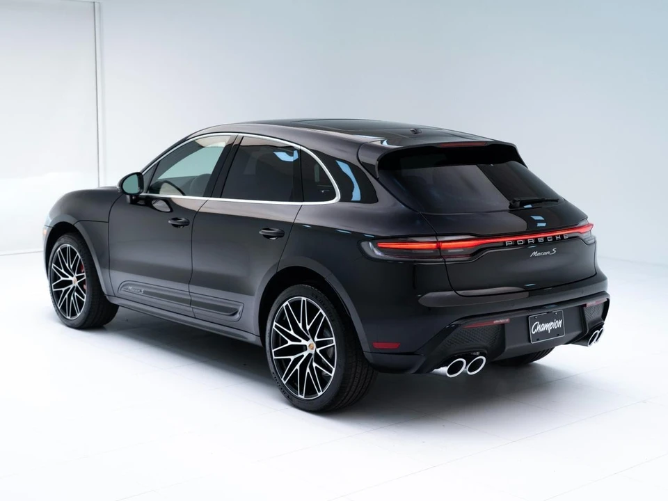 2026 Porsche Macan - Image 3 of 31