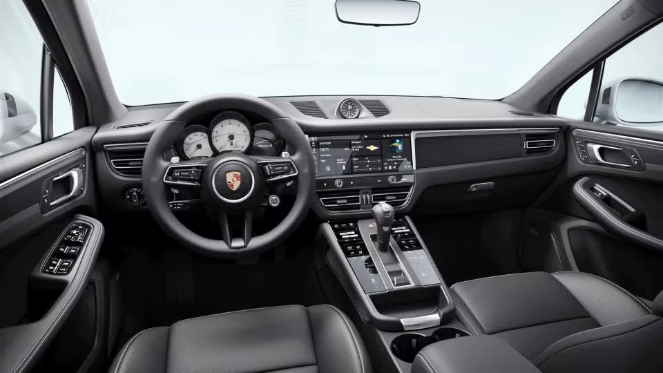 2026 Porsche Macan S - Image 27 of 31