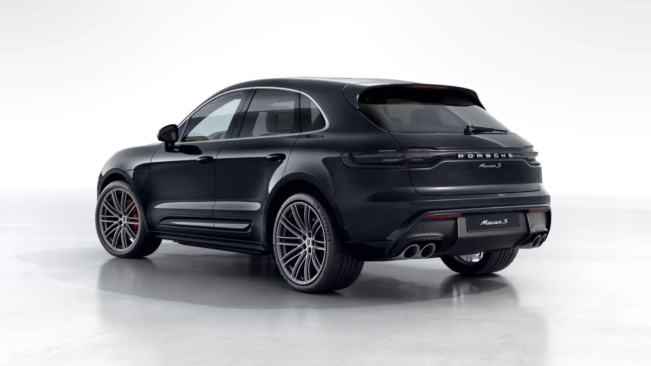2026 Porsche Macan - Image 24 of 30